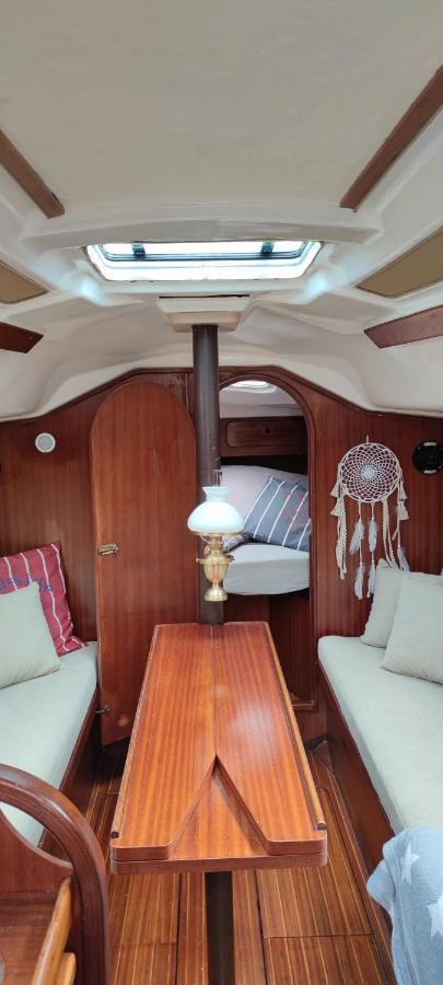 Windspeel Segelboot Botel